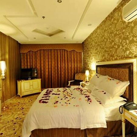 Rose Garden Hotel Riaad Buitenkant foto