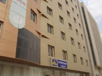 Rose Garden Hotel Riaad Buitenkant foto